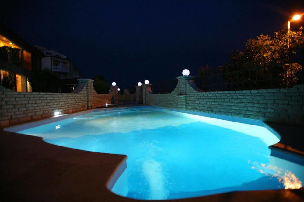 מדולין Villa Vizula מראה חיצוני תמונה